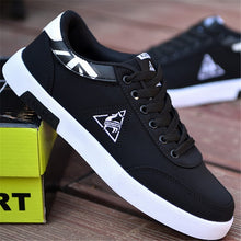 Charger l'image dans la galerie, OLOMLB Men Casual Shoes Breathable Male Tenis Masculino Canvas Shoes Zapatos Hombre Sapatos Outdoor Flats Shoes Men Sneakers