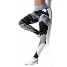 Charger l'image dans la galerie, S-XXXL Plus Size Women Geometric Push Up Tight Leggings Yoga Pants Gym Clothing Sportswear or Mesh Patchwork Sports Bra Crop Top