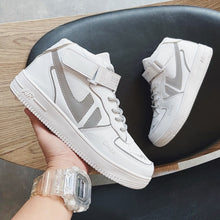 Charger l'image dans la galerie, Men Casual Shoes Unisex High Top Shoes Men Fashion Sneakers Trend Light Student Shoes Men Vulcanize Shoes Hot Sale Walking Shoes